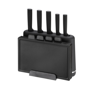 Ein Satz Messer mit Küchenbrettern auf der 10-ele-schwarzen Maestro MR-1412-BL-Basis